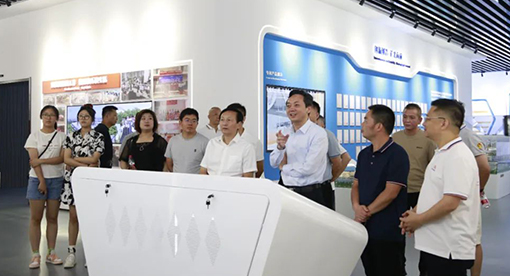 “國緣V3-2023江蘇企業籃球聯賽”揚州站在邁安德集團活動中心開賽