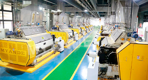 6000噸壓榨生產線由邁安德提供設計、制造、智能化控制和整套生產線安裝交付