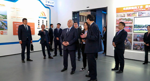 烏茲別克斯坦總統代表胡代貝爾格諾夫一行蒞臨邁安德參觀交流