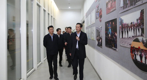揚州市委書記王進健一行蒞臨邁安德考察低碳智能裝備制造項目